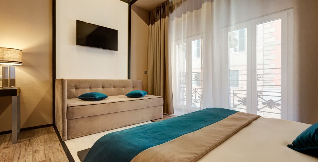 Dharma Hotel & Luxury Suites