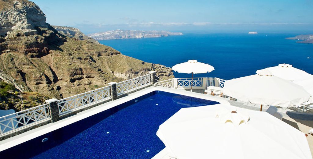Petit Palace Suites 4*