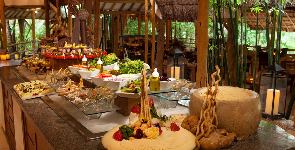 Mahekal Beach resort 4*