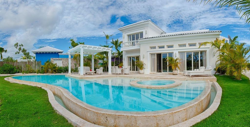 Eden Roc at Cap Cana 5*