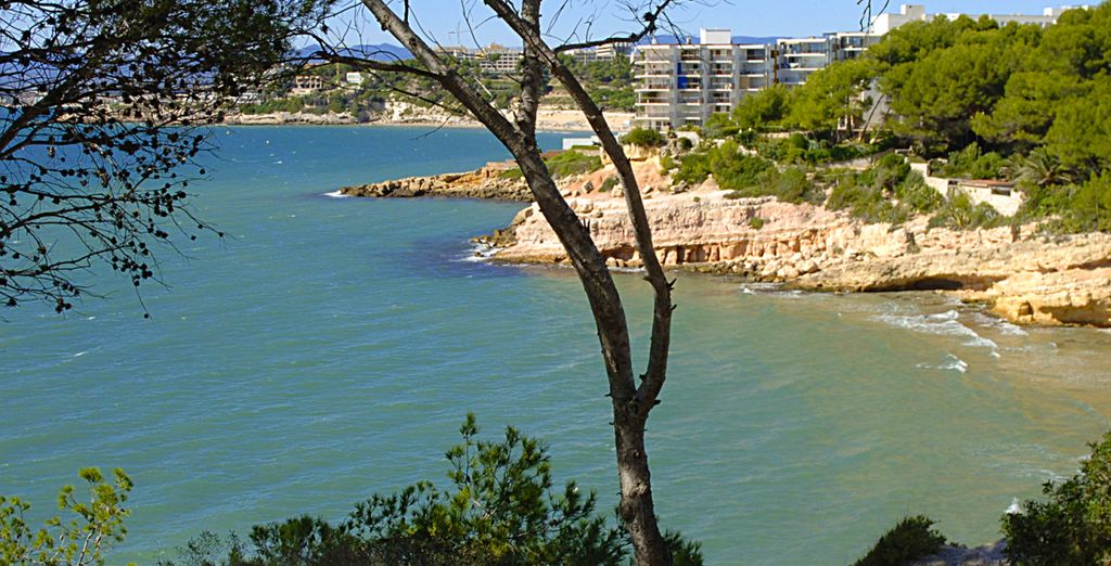 Golden Avenida Suites / Port Salou 4*