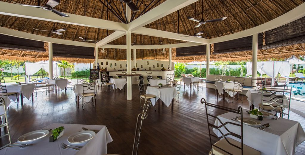 Navutu Dreams Resort & Spa 4*