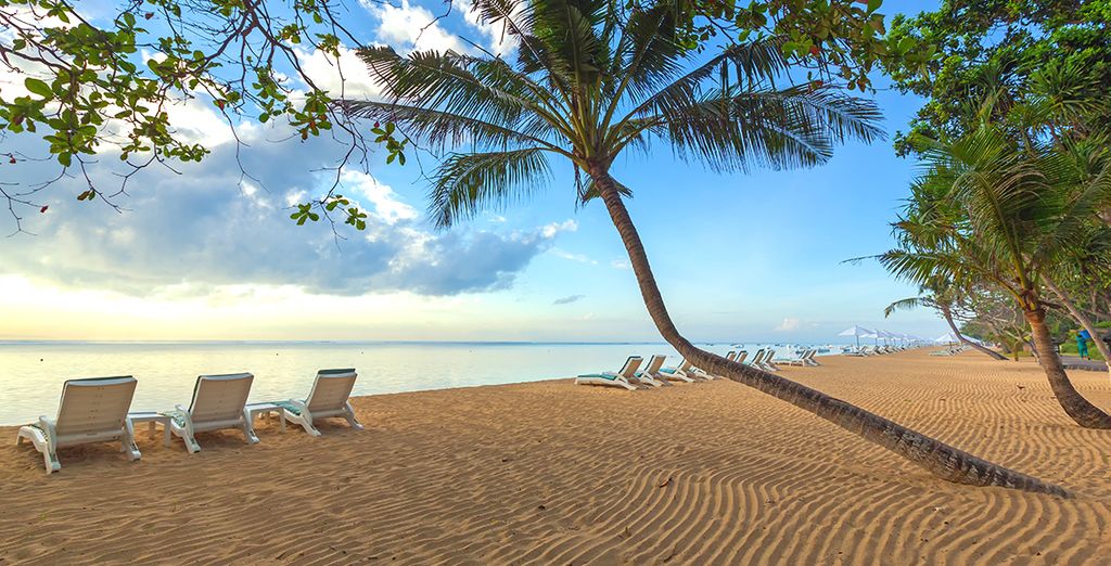 The Mansion Resort Hotel & Spa 5* & Artotel Sanur 4*