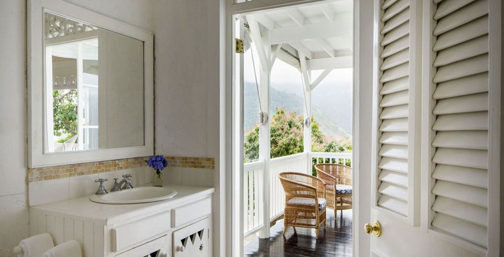 Strawberry Hill 4*
