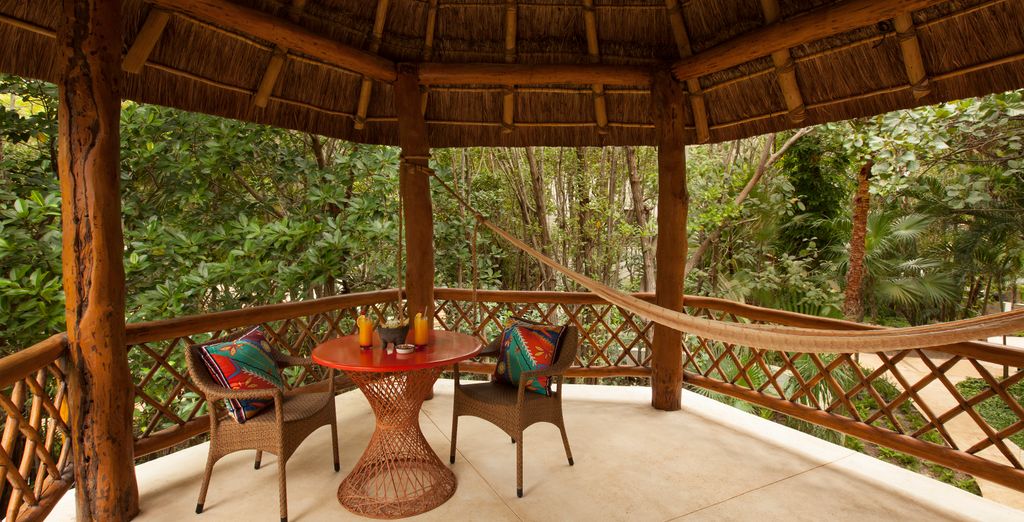 Mahekal Beach resort 4*