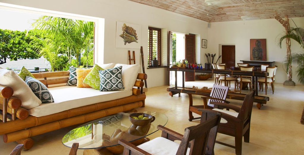 Hotel GoldenEye 4*