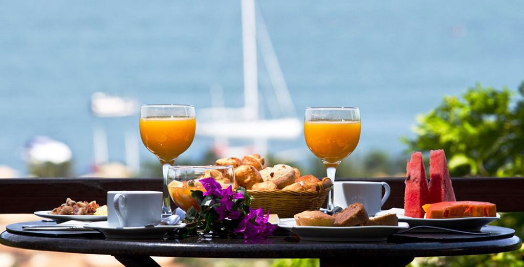 Costa do Sol Boutique Hotel 4*