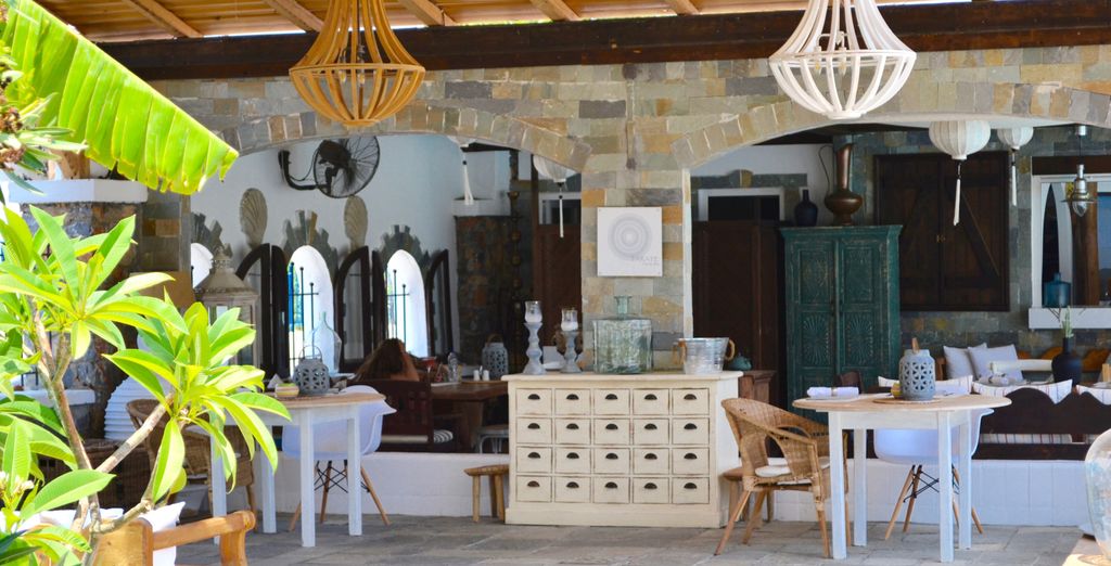 Caesar's Gardens Hotel & Spa 4*
