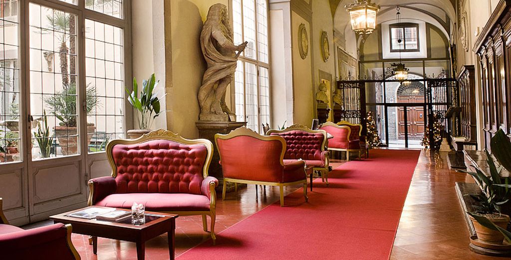 Palazzo Magnani Feroni 5*