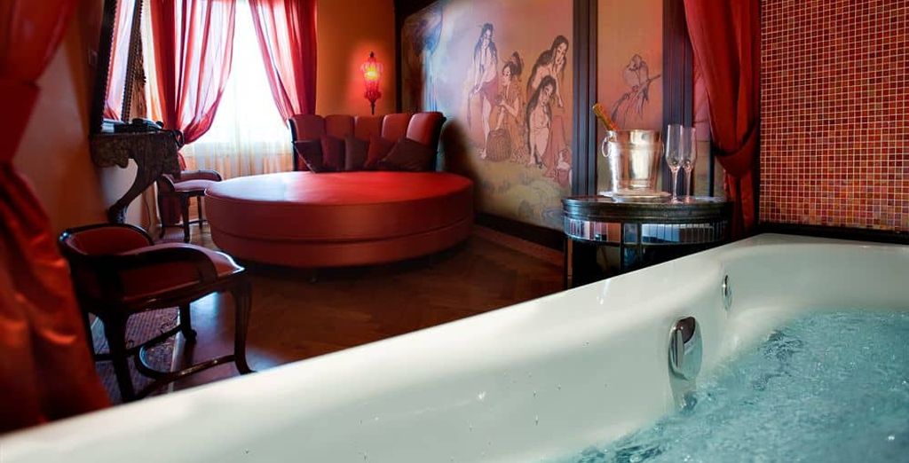 Grand Hotel Savoia 5*