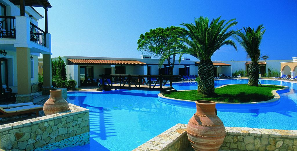 Aldemar Olympian Village 5*