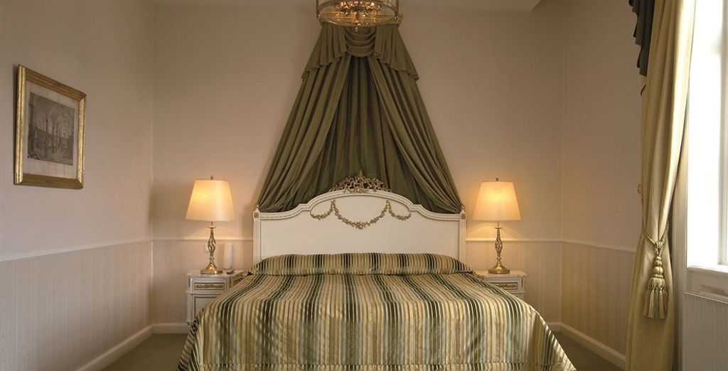 Hotel Phoenix 4*