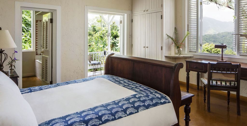 Strawberry Hill 4*