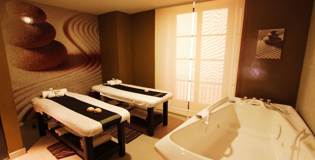 Hotel Gran Claustre 4*