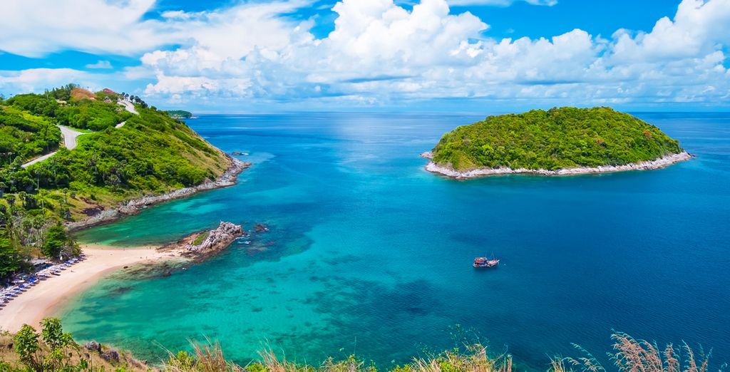 The Nai Harn Phuket 5*