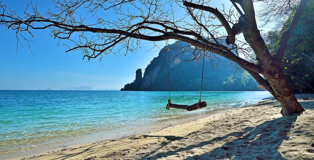 Andaman White Beach Phuket & Dusit Thani Krabi Beach Resort 5*