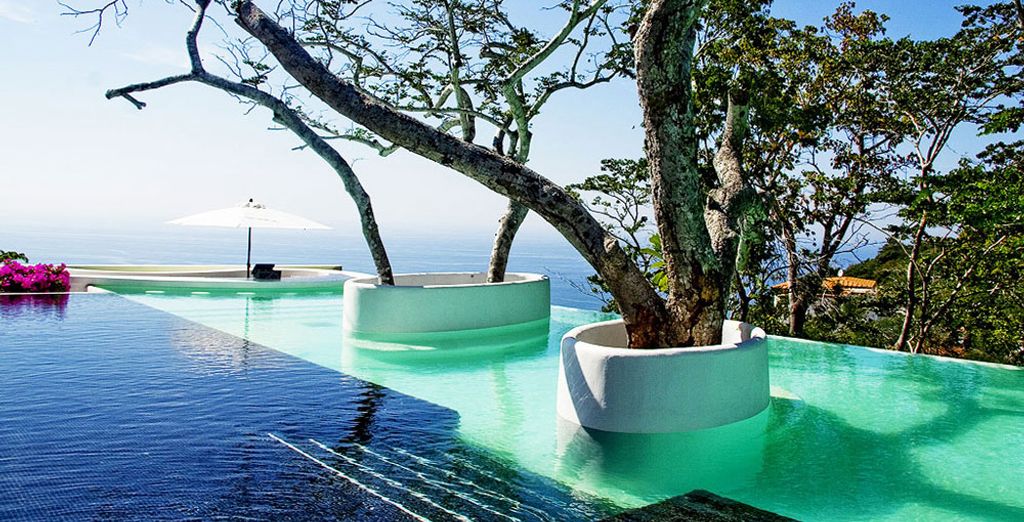 Encanto Acapulco 5*