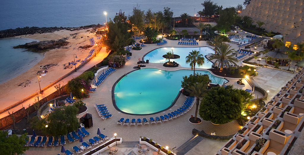 Grand Teguise Playa Hotel 4*