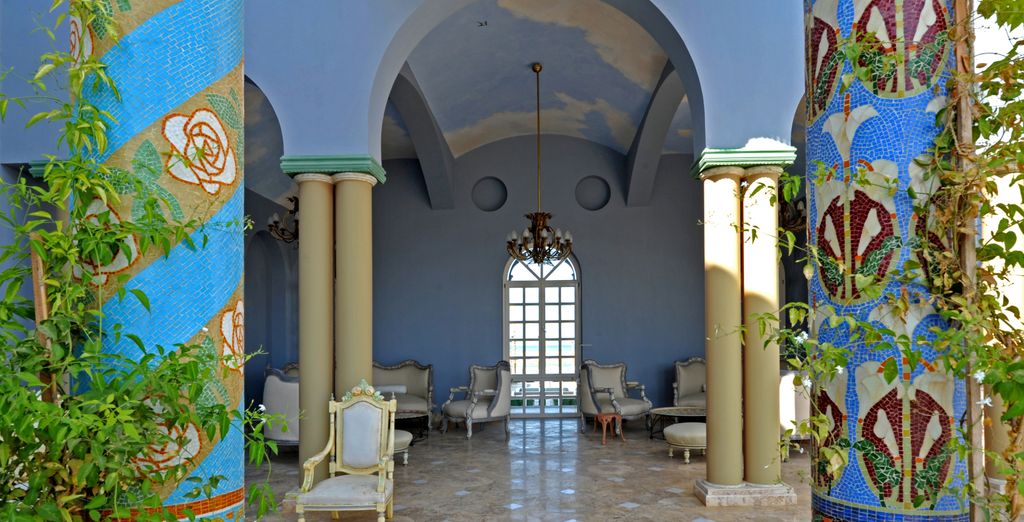 La Maison Bleue 5*
