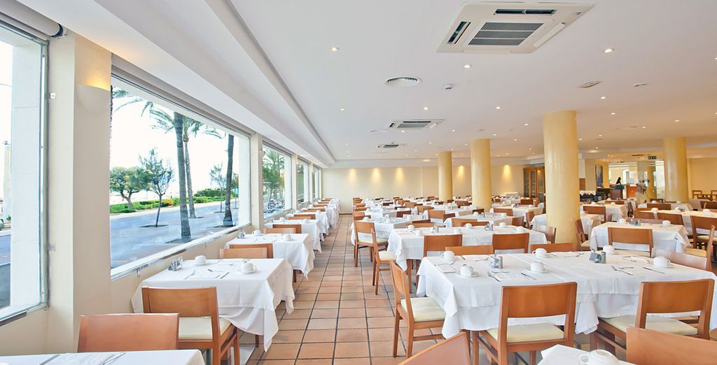 Hotel Aya 4*