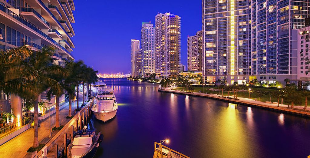 Victor South Beach Hotel 4*