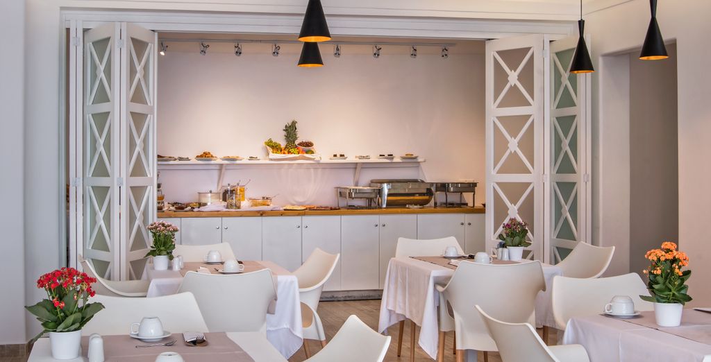 Pegasus Suites & Spa 5*