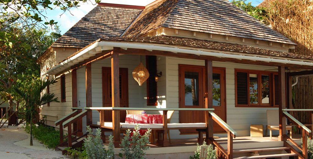 Hotel GoldenEye 4*