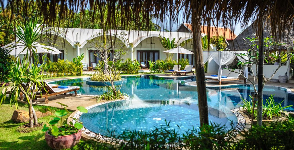 Navutu Dreams Resort & Spa 4*