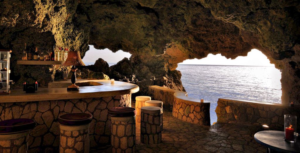 The Caves 5* - Adults Only