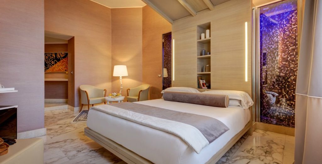 Dharma Hotel & Luxury Suites