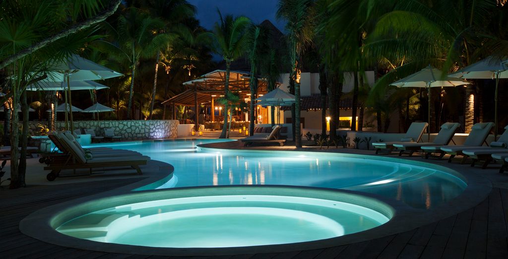 Mahekal Beach resort 4*