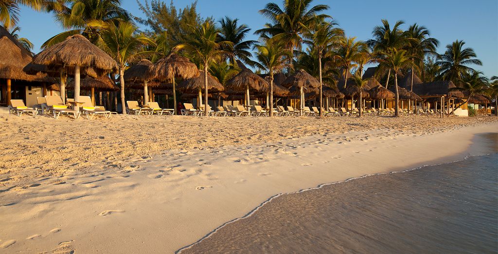 Mahekal Beach resort 4*