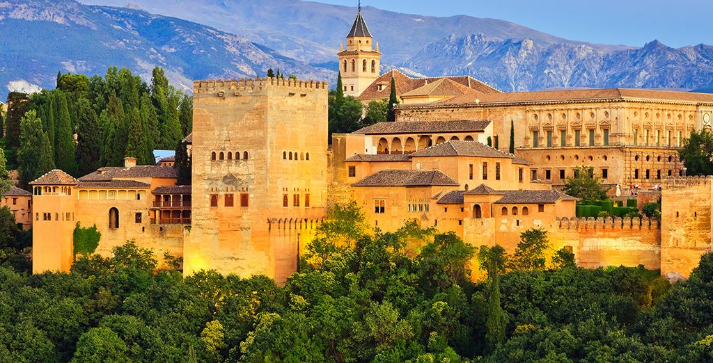 Autotour Andalusia con partenza da Malaga con possibilità di soggiorno mare