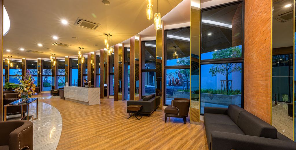 Furama Silom Hotel 4* + Mida Grande Resort Phuket 5* + Le Méridien Khao Lak Resort & Spa 5* + Kuraburi Greenview Resort 
