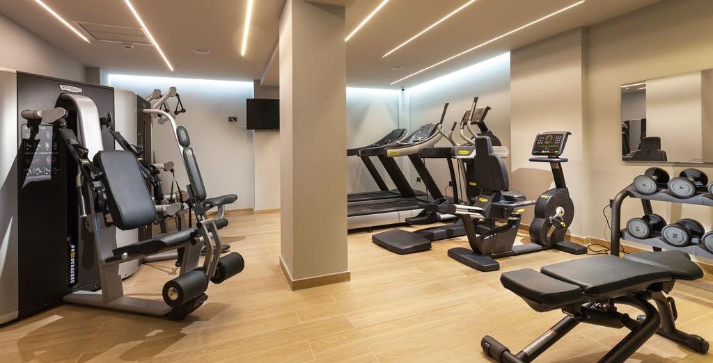 Blue Lagoon City Hotel 4*