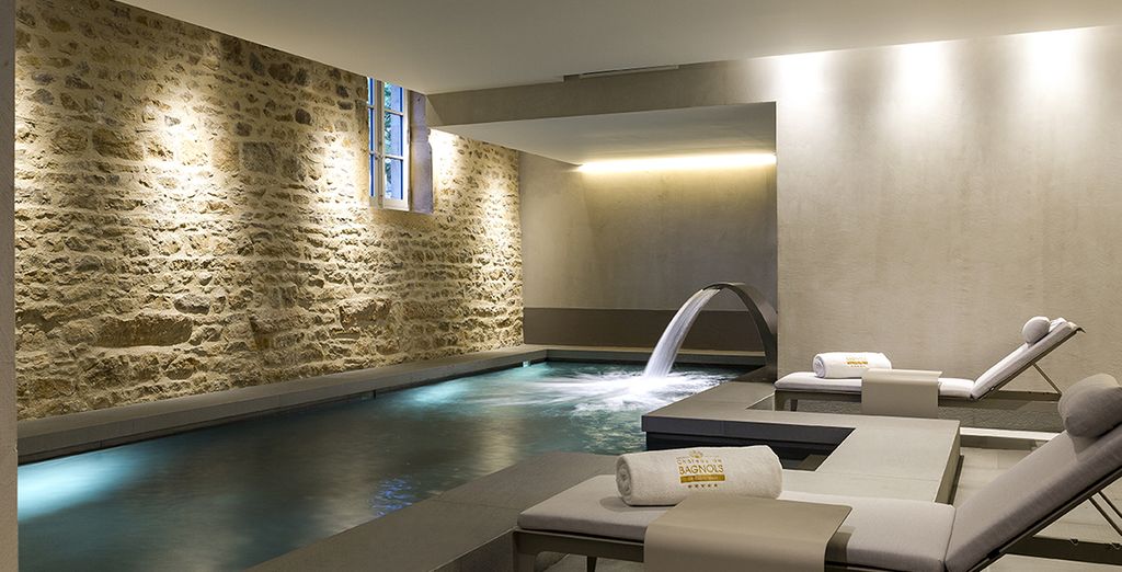Chateau De Bagnols 5*
