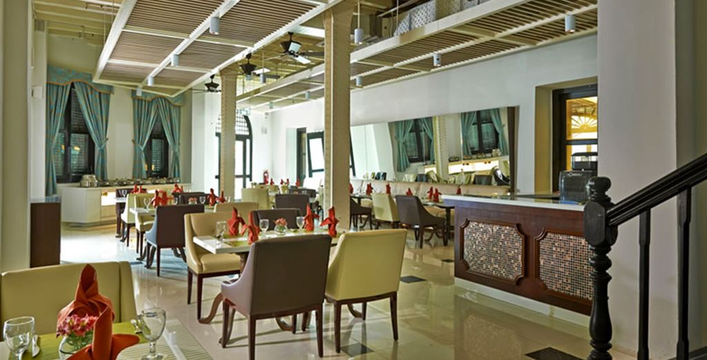 Oasia Suites Kuala Lumpur 4* + Royale Chulan Penang 4* + Berjaya Langkawi 4*