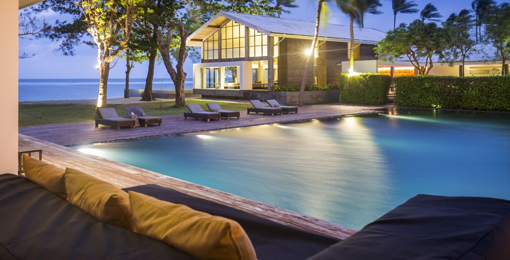 Galleria 12 Bangkok Hotel by Compass Hospitality 4* + X2 Koh Samui Resort 5*