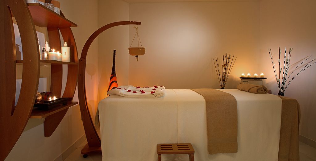 Al Raha Beach Hotel 5*