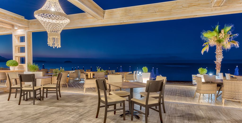 Mandala Seafront Private Suites - Adults Only