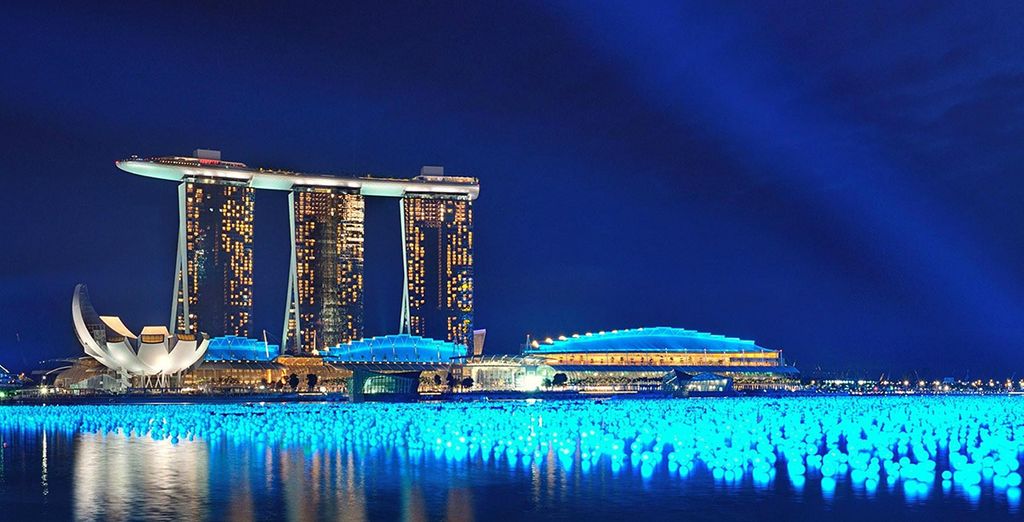Tour Abu Dhabi + Singapore + Bali