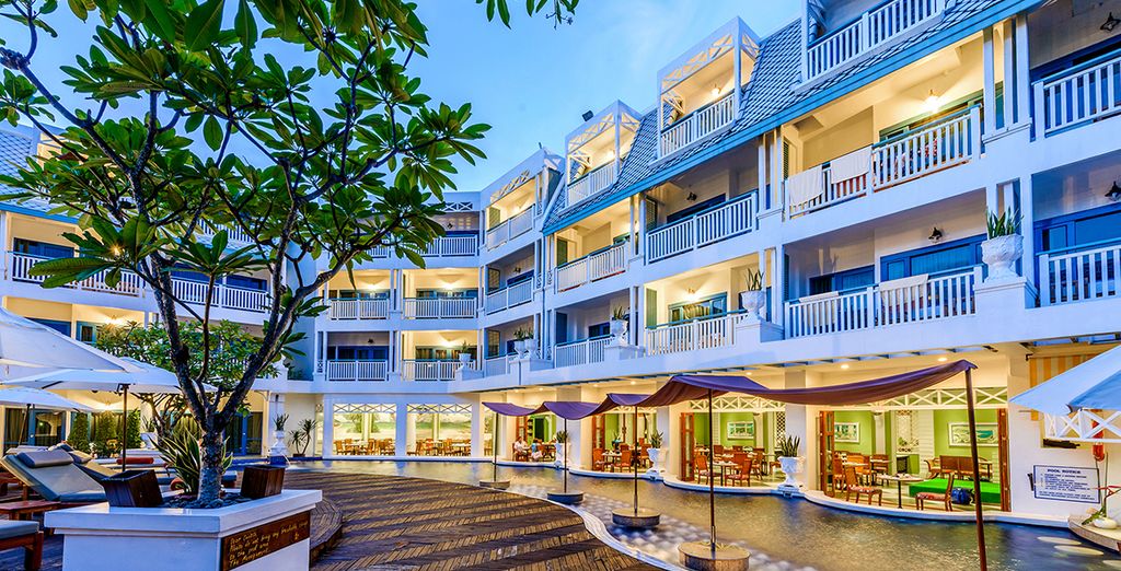 Mandarin By Centrepoint Bangkok + Andaman Seaview Hotel 4*