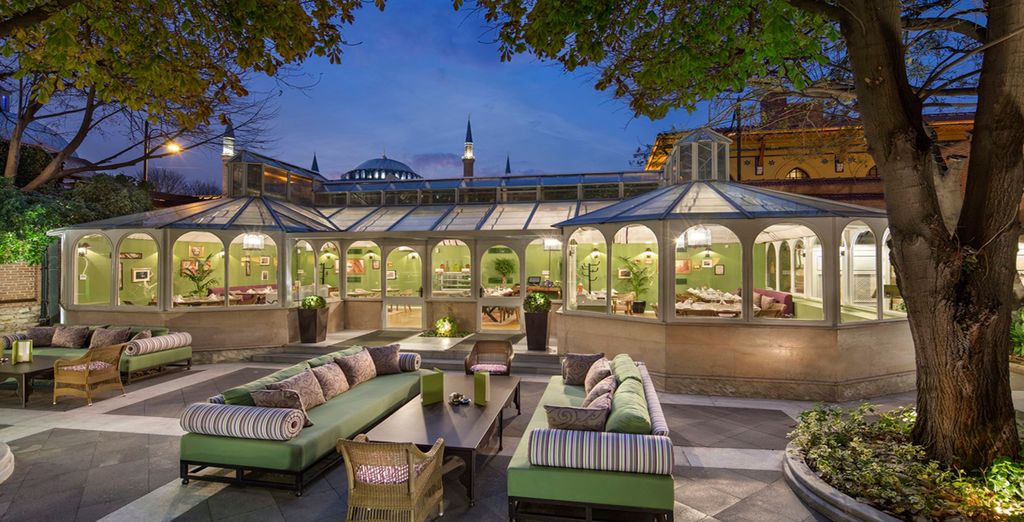 Hagia Sofia Mansions Istanbul, Curio Collection by Hilton 5*