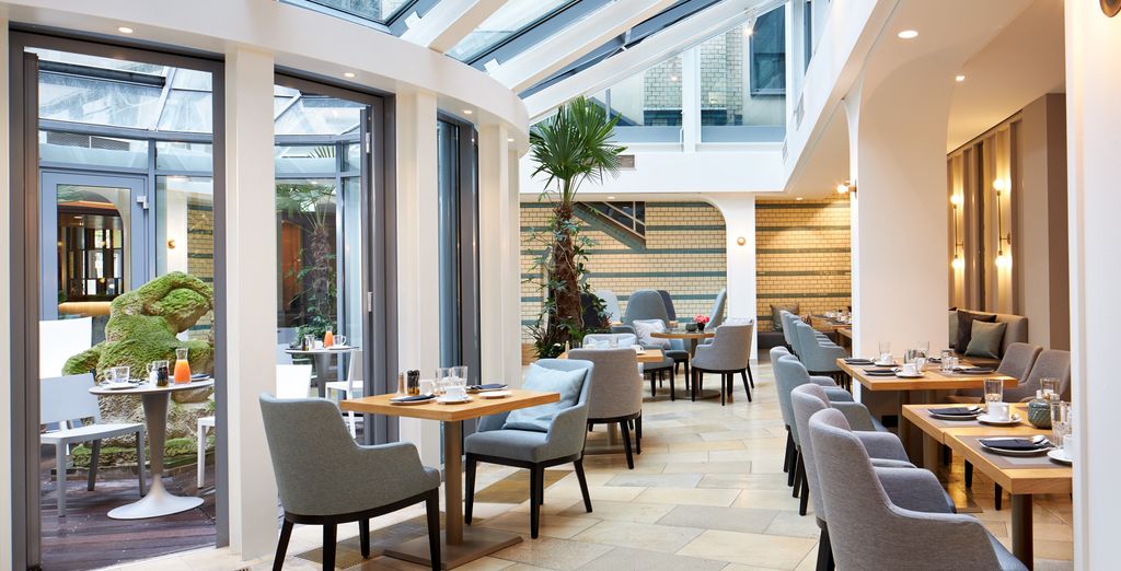 Hotel Alexander Plaza 4*