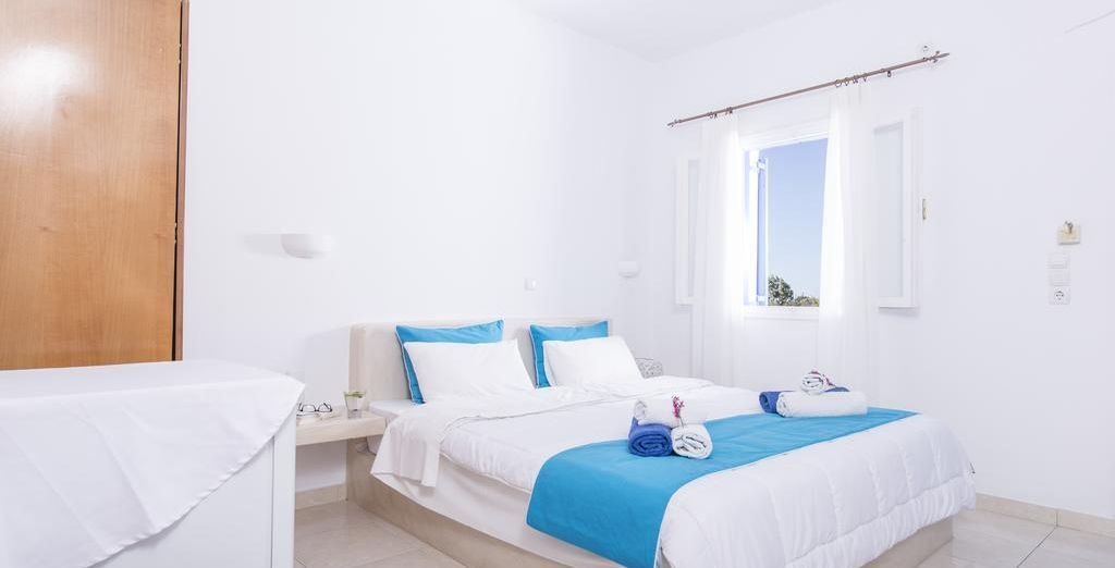 Mari Kristin Beach Hotel 4* + Bella Santorini 4*