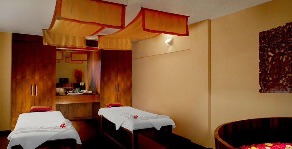 Royal Orchid Sheraton 5* + Le Meridien Phuket 5*