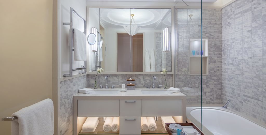 Regent Porto Montenegro 5*