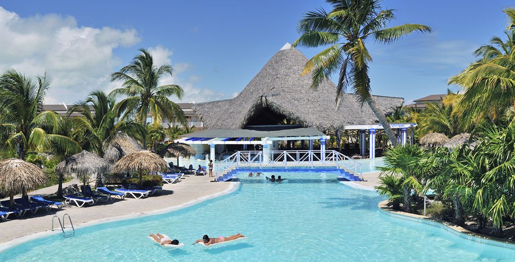Mercure Sevilla 4* + Sol Cayo Largo 4*