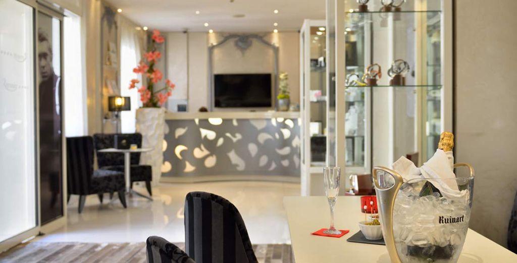 Hotel Renoir 4*