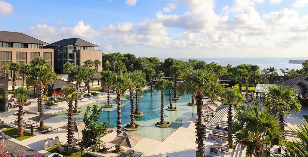 Adiwana Resort Jembawan 4* + Radisson Blu Bali Uluwatu 5*
